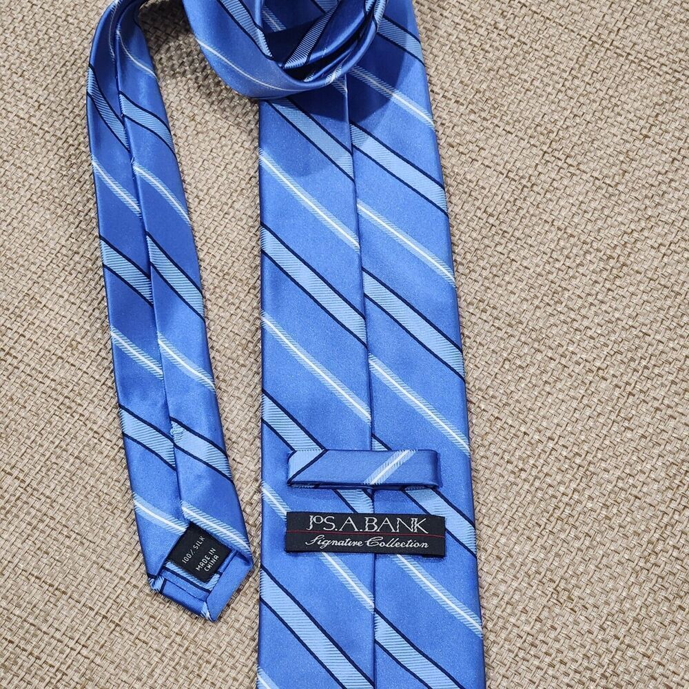 JOS. A. BANK Signature Collection Mens 100% Silk Necktie‎ STRIPED Blue/White EUC - Picture 5 of 6